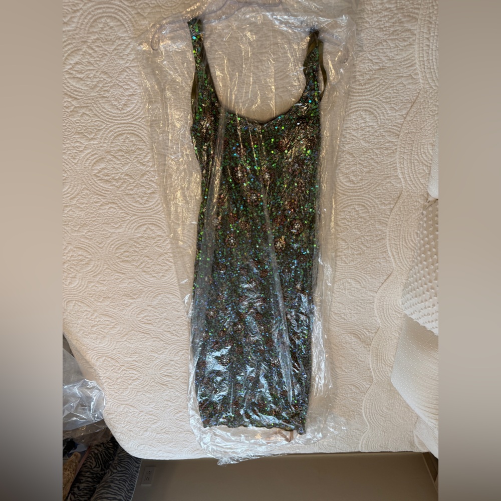 Green Sleeveless Hand Embellished Floral Maxi Dress NWT - Picture 5 of 5